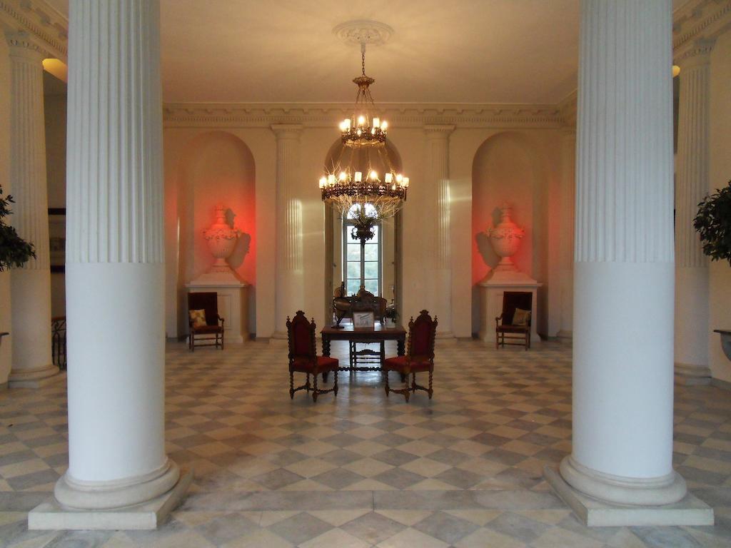 Chateau De Clermont-Saves L'Isle-Jourdain (Gers) Exterior photo