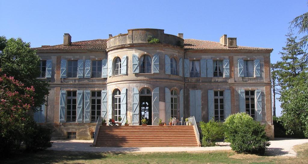 Chateau De Clermont-Saves L'Isle-Jourdain (Gers) Exterior photo